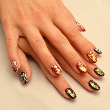 feuille d'or. manucure. nail art. doré. DeLafée. chic. ongle