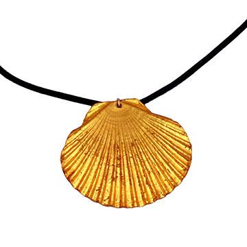 DeLafée. gold. gold leaf. gold foil. jewels. jewellery.necklace. pendant. 24k. natural