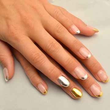 feuille d'or. manucure. nail art. doré. nude. DeLafée. naturel. ongle