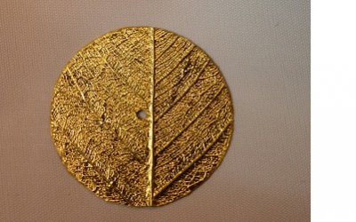 Watch dial prototype with gold from DeLafée 